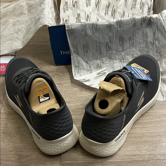 Skechers Slip ins memory foam Athletic Shoes - Picture 5 of 10